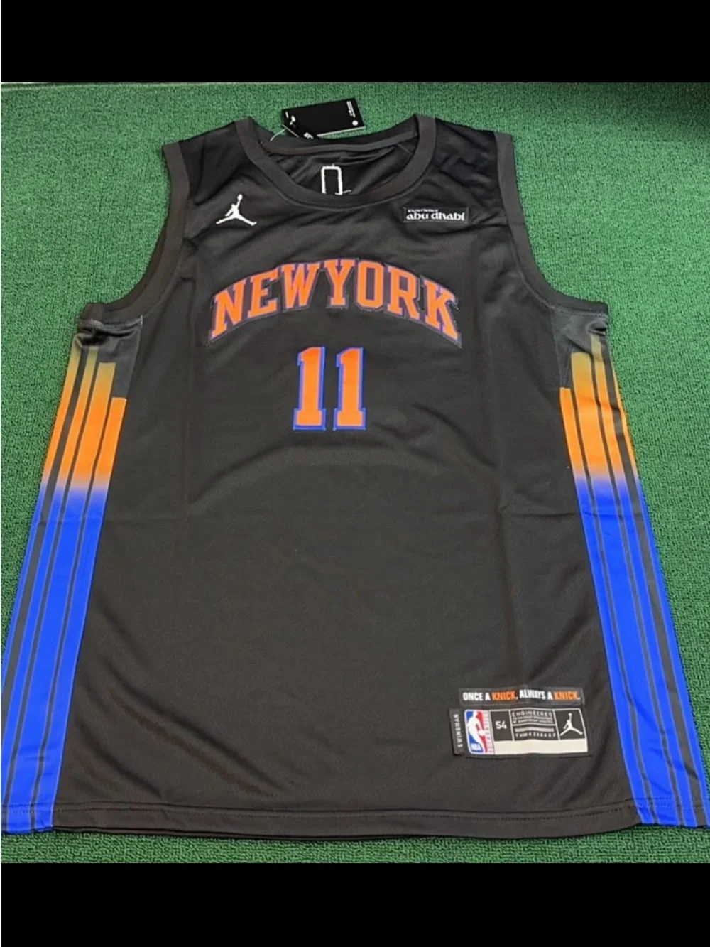 NY KNICKS JALEN BRUNSON JERSEY XL NWT